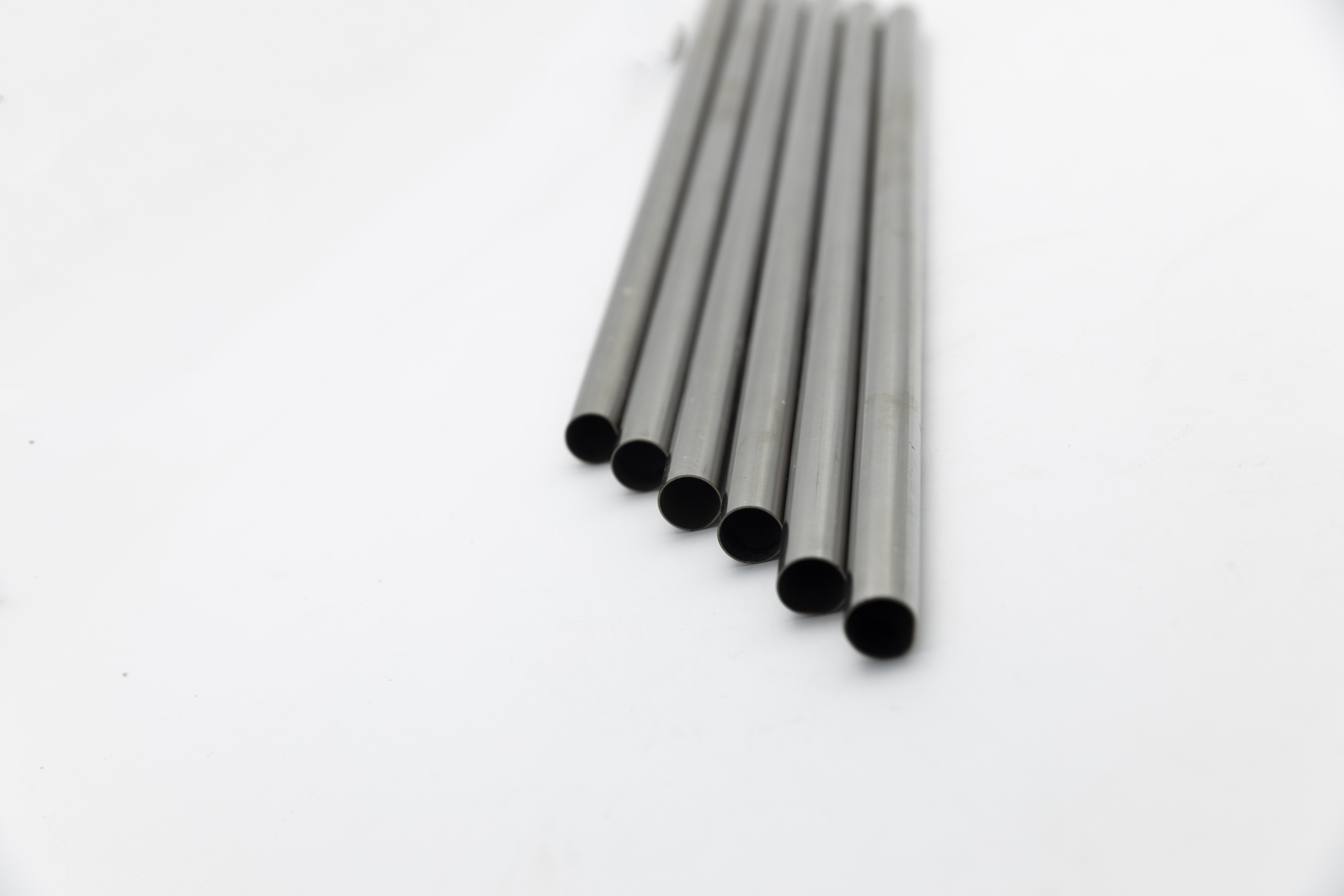 Advanced Nitinol Tubing for Micro Connectors in Medical Electronics